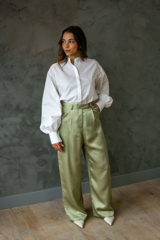 JASMIN satijnen pantalon - soft green